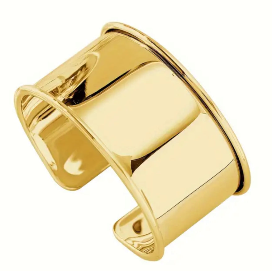 NEW Bev gold shine cuff