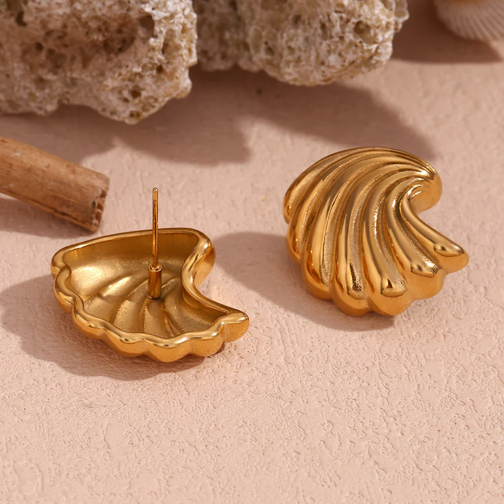 Chunky Shell earrings