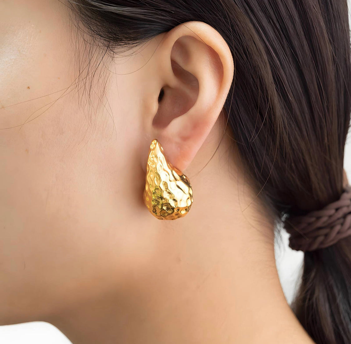 Nicola Gold Teardrop Earrings