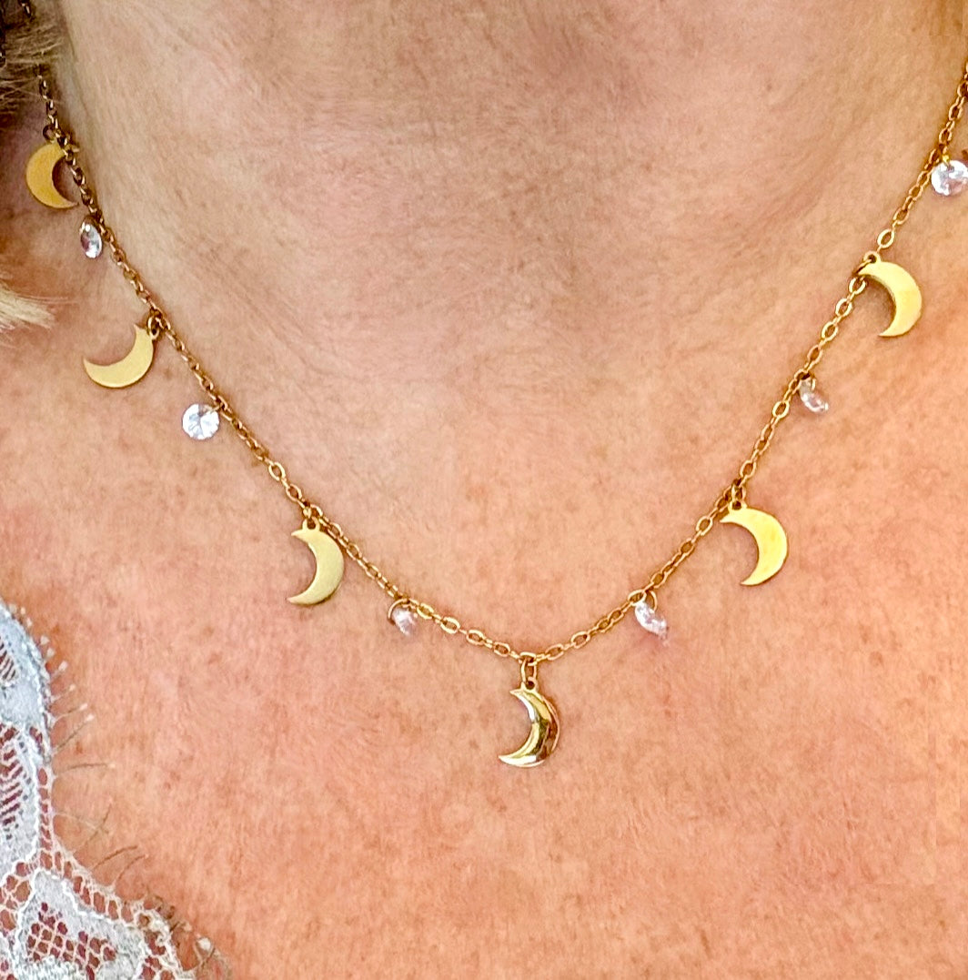 Seven Moons gold necklace