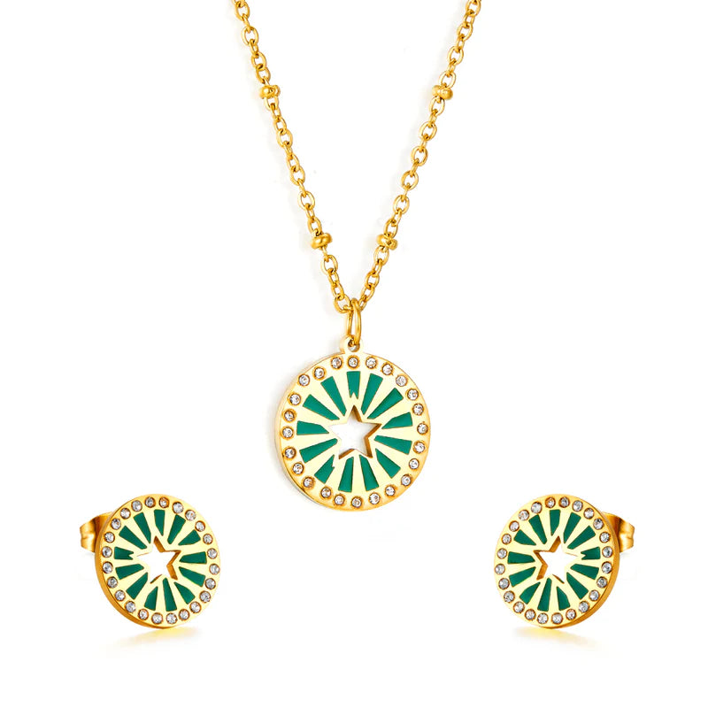 Star green pendant necklace and earrings set