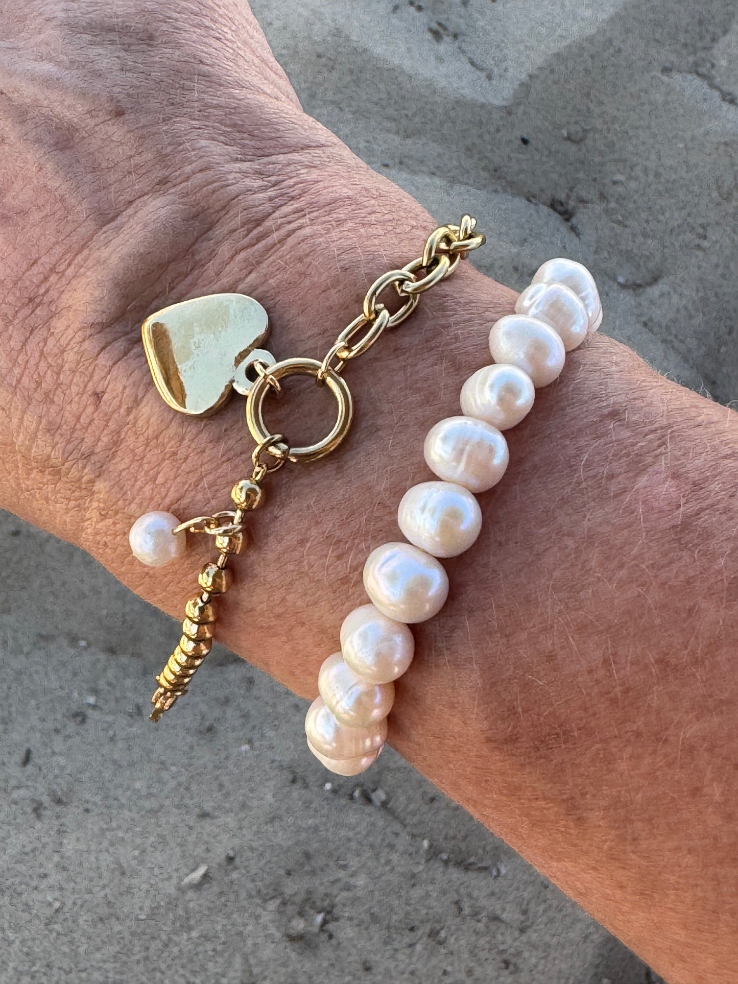 Pearly Heart chain gold bracelet