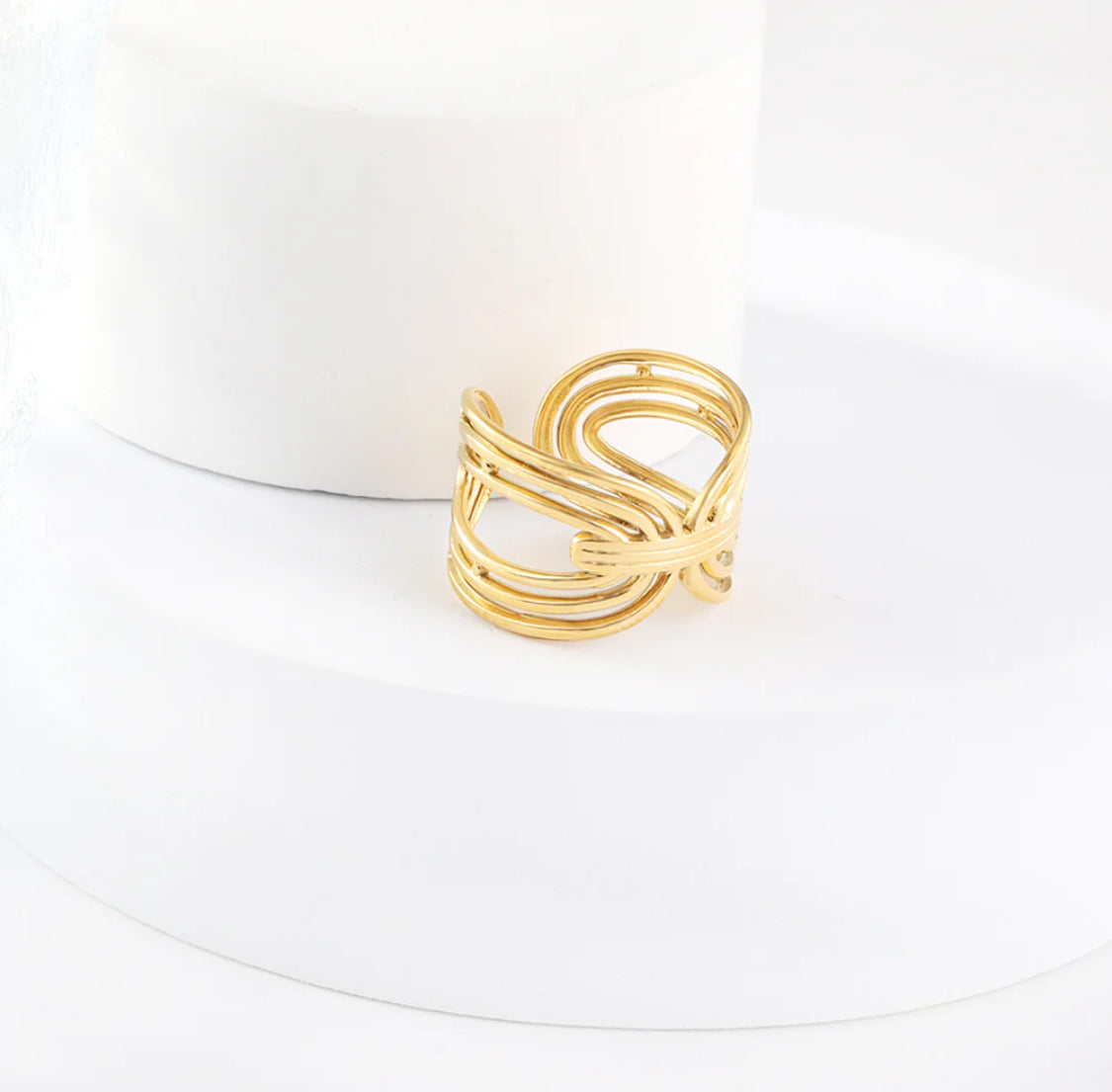 Geo Statement gold ring